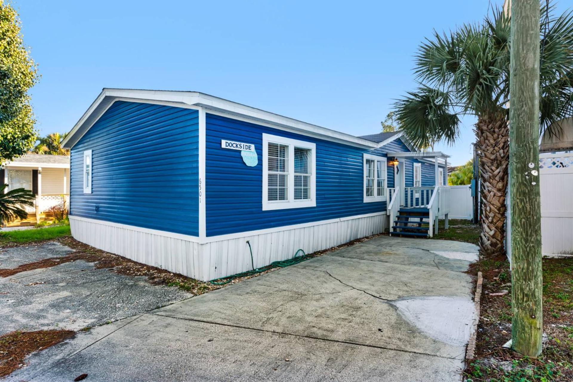 Dockside Retreat Holiday home *
